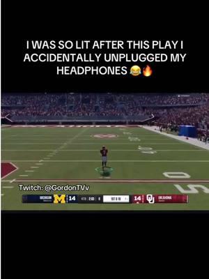 @Rob came up with a huge play in the clutch 😮‍💨🔥 . . . #oufootball #oklahomafootball #ncaa25football #ncaa25gameplay #gordontvv #boomersooner #twitchstreaming #fyp #fypシ 