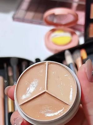 #concealer #concealertutorial #factory #tfit #makeuptutorial 