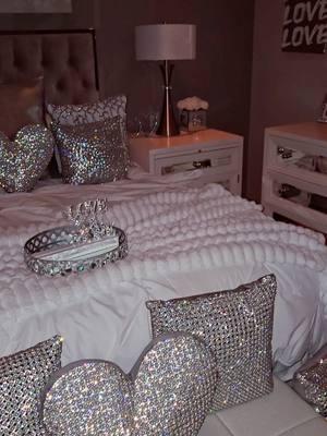 #glambedroom #glam #blingpillows #rhinestonepillows #silverbedroom #silverglam #bling #Homegoods #zgallerie #Tjmaxx #Rossdressforless #glittercanvaspainting #ValentinesDay #fyp #mirroredfurniture #graybed #silverlamps #Burlington #lampsplus 