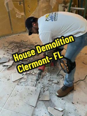 #contractor #interiorpainting #remodeling #exteriorpainting #flooring #drywall #bathroom #bedroom #minneola #clermont #viraltiktok #working #humor #homeimprovement #freeestimates #remodelingahouse #montverde #groveland #florida #demolicion #demolition 