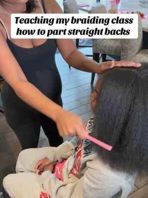 This class said they’ve never learned this parting method and it made it so much easier m! #foryou #fyp #explorepage #dallashairstylist #stitchbraids #partinghair #voiceover #braidtutorial #tutorial 