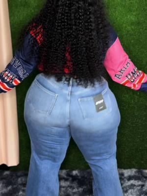 Jeans Jeans Plus-size Jeans #pants #jeans #plussizefashion #denim #plussizetryon #TikTokShop #thick #thighs #trending #plussizeedition 