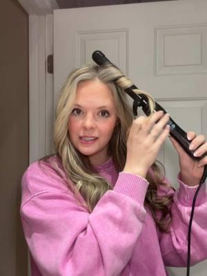 This is not a drill! Beachwavers on sale for $39 rn! #beachwaver #beachwavers #beachwaves #thebeachwaver #beachwavercurlingiron #curlingiron #rotatingcurlingiron #fyp #TikTokShop #ttslevelup #tts #tiktokshopping 