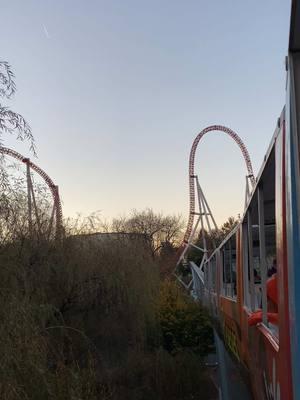 riding the hershey park monorail at sunset 🚝 #hersheypark #hersheypa #hershey  