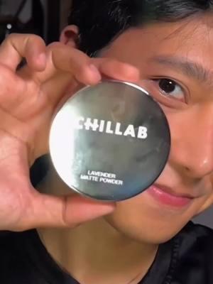 ¿Así es como crees que te quedas al usar un polvo matificante?  #chillab#pielperfecta#maquillajetutorial#maquillajehombres#chillabpolvo#sinmaquillaje#pielgrasa#polvofijador #polvocompacto