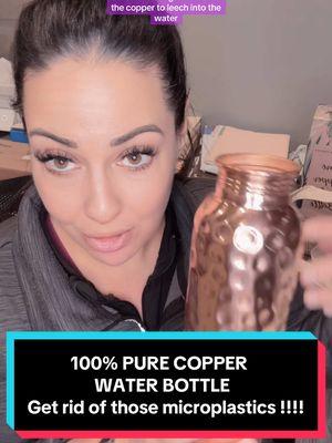 STOP DRINKING CARCINOGENS EVERY DAY !!!!  JUST STOP !!!!!  WHY WOULD YOU KEEP DOING THAT WHEN THIS COPPER WATER BOTTLE HAS MANY OTHER HEALTH BENEFITS TO IT AND NO MICROPLASTICS !!!! 🙌🏼🙌🏼🙌🏼🙌🏼 #copperwaterbottle #nomicroplastics #nomoreplastic #healthy2025 