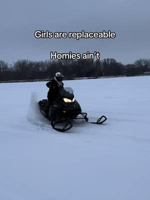 Hang with a homie #snowmobiles #snowmobile #snowmobiling #skidoo #ford #Relationship #truck #minnesota #relatable #mn #polaris #money #crashout #snowmobiler #fyp #real #fy #sled #relate #sledder 