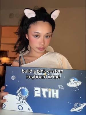 shes so ❤️💕🧍🏻‍♂️🌸🐷🌷 women in STEM fr #mechanicalkeyboard #customkeyboard #thock #fy  