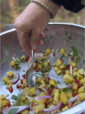 Grilled pineapple pico de gallo.   Honey and MaD seasoning  Pineapple  Cilantro  Red onion  Red bell pepper  What an amazing condiment. #salsa #pineapple #picodegallo #madseasoning 