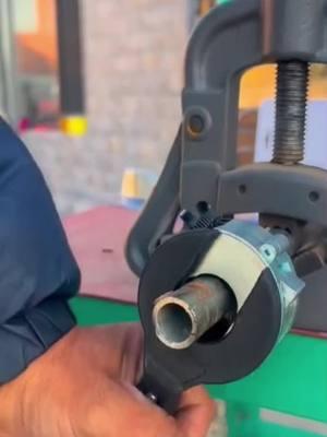 Cut Pipes with Ease! 🔧🛠 No Back & Forth Needed – This Ratcheting Pipe Cutter Gets the Job Done in Tight Spaces! 🚰 #DIYTools #PipeCutter #HomeImprovement #EasyCutting #ToolHacks #PlumbingMadeEasy #RatchetingTools #HandymanMustHave #HomeProjects #FixItYourself #ToolTime #WorkSmartNotHard #EffortlessCutting #TikTokShopLastChance#TikTokShopNewYearNewAura#spotlightfinds 