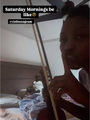 Waking My kids With A Violin. #saturdayshenangians #violin #parenthumor #contentcreatortips #kwazyquaya 