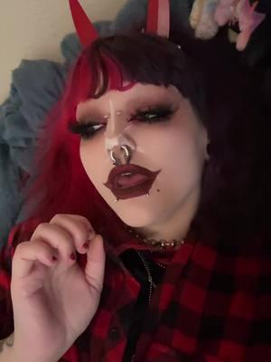 This is a Draft from Thursday :3 I love her so much lmao 😜  #fyp #foryou #rowena #rowenamacleod #supernatural #supernaturalfamily #spn #spnfamily #altgirl #alttiktok #spnfandom #witch #splithairdye #redandblack #4you #makeuponpoint #alternative #gothgirl #gothtok #grunge #supernaturalfans #queenofhell #lol #true #nolie #nocap #evil #villainera #whyot #draft #cringe #boredom #pretty #loveyourself #innerbeauty #thankyou 