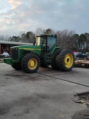 ##mower #farmlife #northcarolina #caseihagriculture #farmtok #ncagriculture #gumneck #johndeere #farmlifeisthebestlife #farm #johndeere8400 