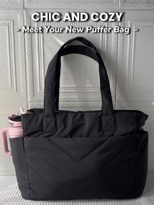 I’m impressed!👜💧It fits 2 water bottles, packed with pockets, and it's machine washable. Ready for anything, anywhere!  #NewYearNewAura #winterfinds #workbag #TikTokShop #tiktokshopfind #everydaybag #tote #bags #bag #lovevook #forlady #forwomen #forgirl #forstudent  #fypage #puffer #workingstudent 