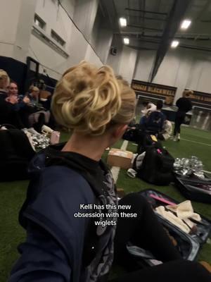 Prank night is my favvvvvorite nighttttt 💀 Kelli loved it #dccprank #jokes #haha #dallascowboyscheerleaders #lol #funny #dcc #wiglet #pranksters !!! 