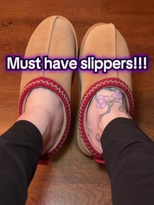 These are so comfortable! #womensslippers #clogslippers #tasmanslippers 