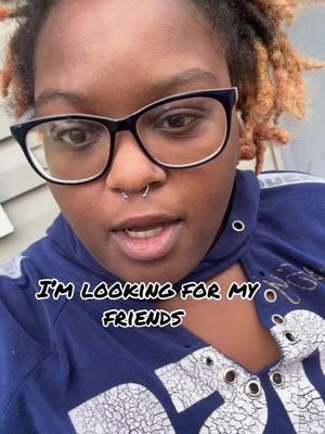 Ik im so random but 😂 #comedy #imlookingformyfriends #imlookingforyou #heytheresgabriella #fypシ #issavictoriaaaa #loveyourself #fypシ゚viral #bored #2025 #newyearnewblessings 