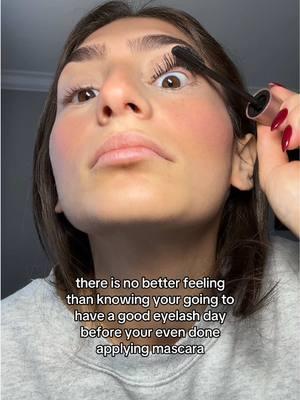 Mascara = life #lashes #mascara #relatable #girls #mascaragonewrong #behappy @Maybelline NY 