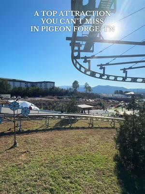 Add Rowdy Bear Mountain to your Pigeon Forge / Gatlinburg list! This fun attraction has mountain coasters, snow tubing, “ski lift” coasters and more!  Such a fun, family-friendly experience in Pigeon Forge, TN #gatlinburg #pigeonforge #familytravel #thingstodoinpigeonforge #pigeonforgetennessee #pigeonforgeattractions 