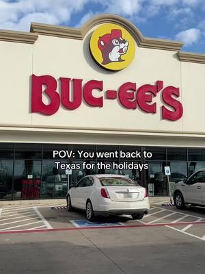 #houston #texas #bucees #travel #bbq #texasbbq #downtown #htx #hou #houstonrockets #bus #narrowhead #metro @METRO Houston 