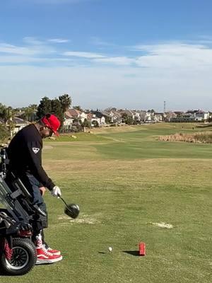 On the green on 2 with a 3 putt. I’m still solid living the bogey life! @amplifeclothing @amplife.co @amplifefoundation  #onearmgolfer #onearmswing #holeinone #legendary #ace #golf #golflife #golfisdope #golfswing  #golfer #bogeylife #golfdaily #golfstagram #golfislife #letsgogolfing #letsgolf #golfaddict #golflife #golfaddict 