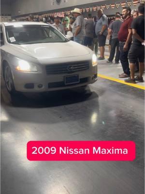 Do you like Nissans? 🤨 #carsoftiktok #nissan #cartok #trending #auction #usedcar #carauction #cars #trend #dealership #cardealership #dealerauction #nissanmaxima #fyp #foryoupage #car #boost #capcut #dallas #cvt 