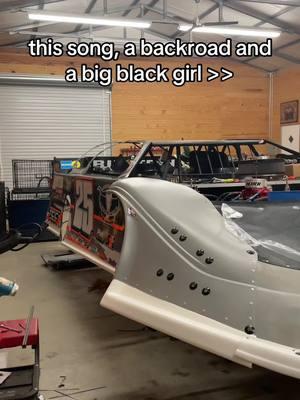 gotta love it #chevy #balldrop #christmas2024 #raceseason2025 #dirtlatemodel #mariogreshamracing #squattedtrucks🤢 #superlatemodel 