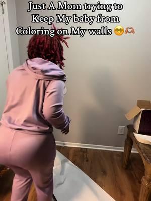 She loves it 🫶🏽 more on the way ima finish the wall #shein #chalkboard #fypシ゚viral #creatorsearchinsights #girlmom #23yearoldmom #coloringtoddlers 