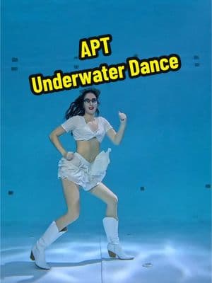 APT Dance Challenge Underwater dc: @Felix Bringas #underwater #dance #apt #viral 