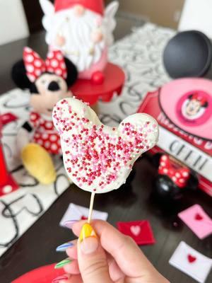 Whip up some Disney magic! ✨ these were made last year, but I made Oreo Mickey Mouse treats dipped in white chocolate and showered with sprinkles—because everything’s better with sprinkles and Mickey ears! Perfect for Valentine’s or any excuse to get a little extra sweet. ❤️🍪 #Disney #Disneyland #MickeyMagic #SweetEats #MickeyTreats #Valentines2025 #DisneyDIY #SprinkleLove #OreoObsessed #WhiteChocolateDreams #DisneyFoodie #HomemadeHappiness #DessertGoals #FYP #ForYou #TreatYoSelf #CraftyAndCute #ValentineVibes #fy #foryou #valentines2025 #howto #easytreat #fy 