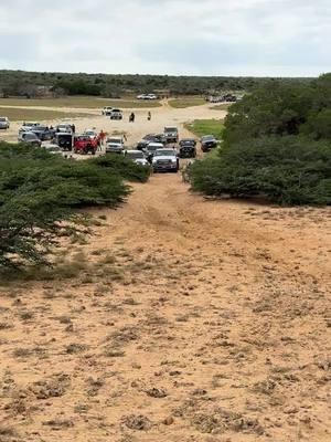 Disfrutando desde la Peninsula @eduardojocr  . . . . . . . #venezuela4x4#toyota#toyotajapan#offroad#offroading#trd#overland#landcruiser#trdoffroad#toyotausa#trdsport#trdnation#toyota4runner#toyota4x4 #toyotatacoma#toyotalandcruiser#toyotahilux #toyotatundra#toyotafortuner#toyotalife #4x4venezuela#toyotaoffroad#rusticos#machito #autana#landcruiser70#landcruiserclub #landcruisertoyota#landcruiser4x4 #landcruiservenezuela#4x4venezuela#4x4landcruiser#toyotahilux#hiluxkavac 