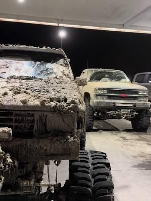 Quick little trip to the mud holes last night with the boys 🫡 @Jimmy Pomeroy @Hayden @Brady #obs #obschevy #k1500 #intercotires #boggers #mudtruck #toyota #toyotapickup #ford #f250 #powerstroke #jawgaboyz 