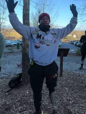 New year, new blessings! 🥾🏔️🙏🏾 @BLK Hiking Club  #amputee #oneleg #prosthetic #stayencouraged #Love #Hiking #hills #active #growth #cantstopnow #leggo 