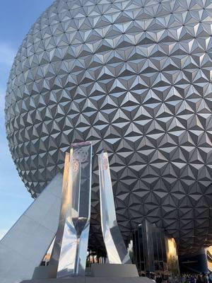 It’s like a trip around the world 🪩 #Epcot#EpcotDrinkingAroundTheWorld #WorldShowcase #EpcotFood #Epcotball #SpaceshipEarth #Wdw #DisneyWorldFlorida #DisneyTiktok #DisneyWorld #2025 #disneyparks 