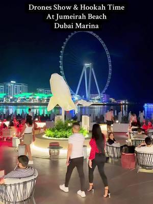 The perfect spot to enjoy The Dubai Marina Nights. Chill & colourful option by the beach offering sushi, salads, sandwiches, mocktails & smoothies while watching a Drone Show. #dubai #dubaimarina #jumeirahbeach #emirates #fyp #tiktoktravel #travelblogger #travelwithrocco #vacation 