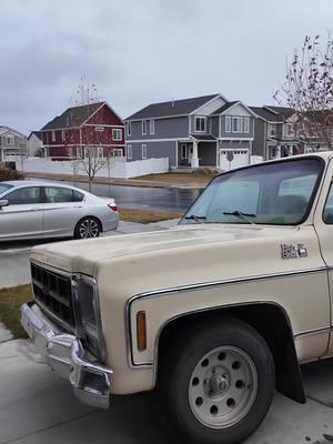 She will be for sale once we get everything switched/fixed 1980 gmc heavy half all Oringal.  #squarebodychevy #squarebodychevychallenge #squarebodyrestoration  #squarebodychevypickup #k5blazerrestoration #k5blazer #liftedtrucks #squarebodytruck #squarebodyaddicts #squarebodycrewcab #squarebodysyndicate #k10 #c10 #K5 #heavyhalf #gmc 