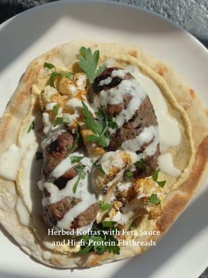 Recipe 4 of 30! Herby Juicy High-Protein Koftas !! #mediterraneandiet #mediterraneanfood #highproteinmeals #easymealprep #kofta #highproteinrecipes #flatbread #healthymealideas #pita 