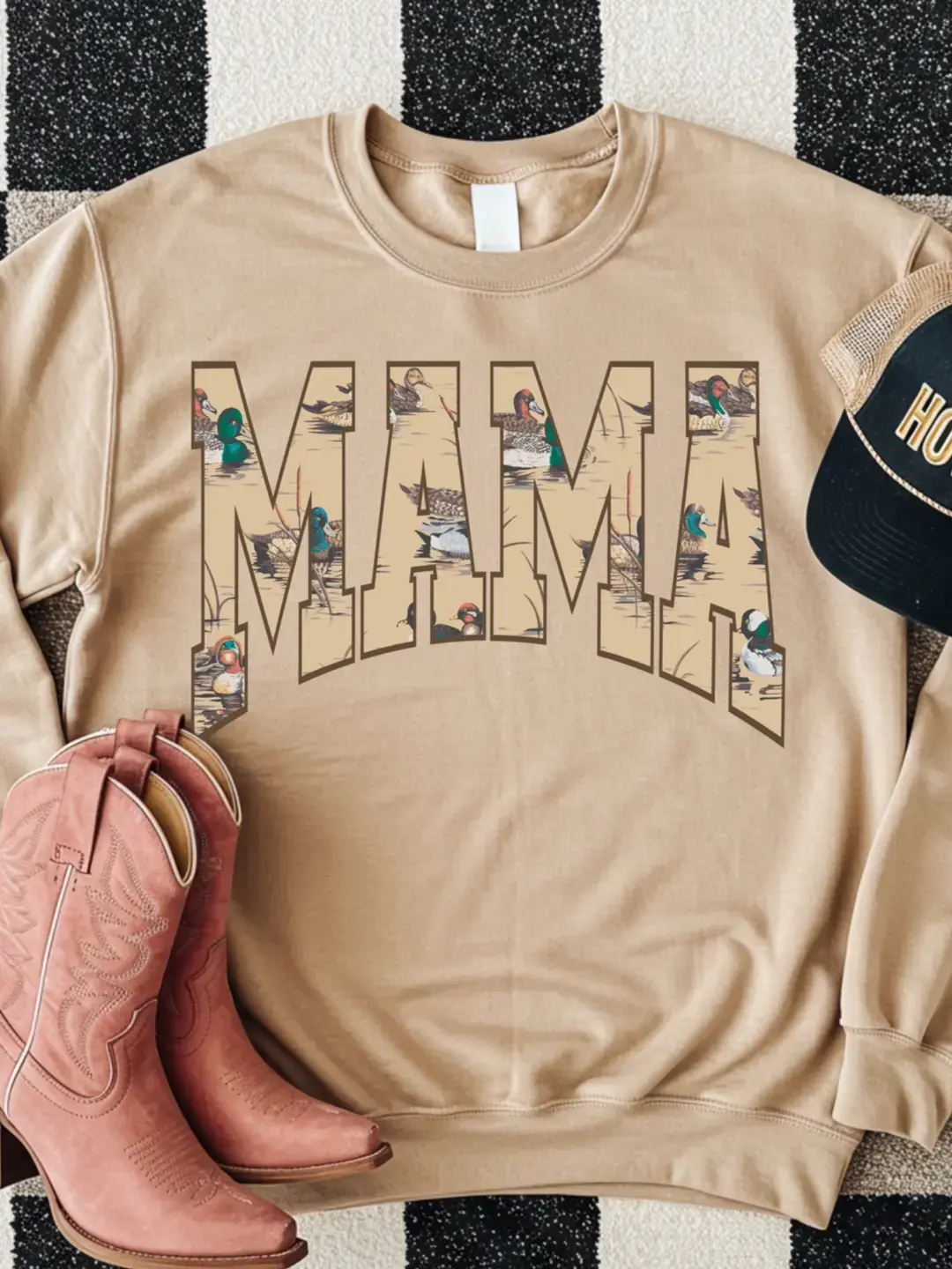 MA 🦆 MA  #mama #duck #ducksweatshirt #duckhunting #huntingseason #mallard #momsthathunt #huntingtiktok #huntingmama #duckseason 