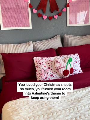 Ok I might have to do this for every holiday now! 😋 Softest bedsheets  #bamboosheets #softsheetsets #bedsheets #valentinesbedroom #valentinedecor #macherie #bedroomdecor #newyearnewaura 