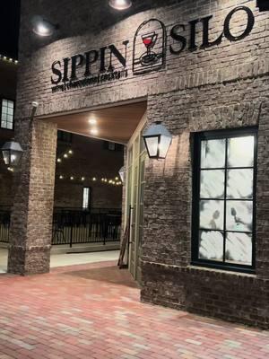 Sippin Silo was pretty nice 8.9/10 ⭐️⭐️⭐️⭐️ Location: 2867 May Blvd Suite 101, Southaven, MS . . #Foodie #Reviews #RestaurantReview #Memphis #MemphisFood #MemphisRestaurants   #PlacesToEatInMemphis #ThingsToDoInMemphis #MemphisFoodPlaces #MemphisReviews #GoodFood #Drinks #Cocktails #MemphisTikTok #FoodofTikTok #ForYouPage  #ForYourPage #ForYou #FYP