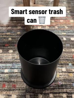 Smart motion sensor trash can!!! 🗑️  #trashcan #smarttrashcan #smarttrashbin #garbagecan #smartgarbagebin #smartsensortrashcan #pukomc #pukomctrashcan #motionsensingtrashcan #susteas 