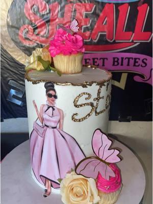 #foryourpage #cakedecorating #sheall7sweetbites #simplecake #tallcakesarebeautiful #fup 