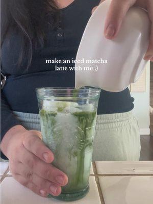 homemade iced matcha lattes 🥰🍵>>> #asmr #matcha #matchalatte #ceremonialgrade #greentea #recipes 