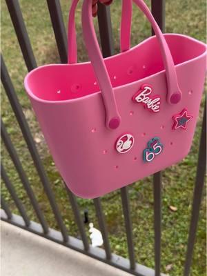 Super cute🩷🩷 #barbie #bag #pink #musthaves #giftideas #gift #barbietotebag #girlsbag #barbiebag #lunchbag #valentinesdaygift #ValentinesDay #barbielunchbag #barbiegirl #barbiepurse #TikTokShop #tiktokshopfinds #ttshop #ttshopdeals #ttshopfinds #tiktokshopfind #tiktokshopping #shoppingtime #dealsfordays #dealsforyoudays #dealsforyou #dealsforyouday #contentcreator #content #contentcreators #tiktokcontentcreator #tiktokcontent #contenidosviraloficial #contenidotiktok #contenidoviral #creatorsearchinsights #creator #tiktokcreatorsearchinsightsincentive #tiktokcreators #creadoresdecontenido #creadordecontenido #creadoradecontenido #creadorestiktok #creadoresdecontenidotiktok #fyp #videoviralitiktok #videoviral #videoviraltiktok 