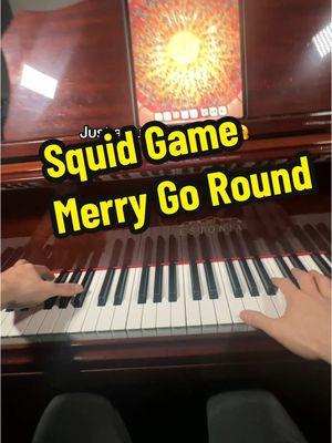 I would lose because I have no friends  #squidgame #merrygoround #mingle #squidgamemingle #piano #lorenzovaccaro 