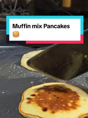 Muffin mix pancakes 🥞 😋  #pancakes #muffinmix #bacon #potatoes #sunnyside #eggs #breakfast #foodietiktok #lovelanguage #blackstone #eseries #blackstonegriddlecooking #blackstonegriddle #electricblackstone 