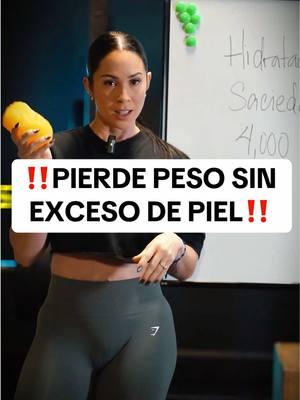 💡 ¿Quieres perder peso SIN exceso de piel ni flacidez?👇🏻 👇 Aquí tienes LAS TRES REGLAS CLAVE: 1️⃣ Hidratación óptima: ¡La piel hidratada es más elástica! Divide tu peso en libras por dos y bebe esa cantidad en onzas de agua. 💧 2️⃣ Adelgaza sin pasar hambre: Las dietas extremas no son la solución. 🍎 3️⃣ Entrena y camina: Mínimo 3 días a la semana y añade 4,000-6,000 pasos. 🏃‍♀️ 🔥 Recuerda: Esto no es solo para perder peso. Es para sentirte más saludable y mejorar tu calidad de vida. 🌟 👉 si eres una persona ocupada y quieres bajar de peso correctamente👇🏻 . Click en el ENLACE para mas detalles sobre mi programa de asesoría✅ #AdelgazarSaludable #VidaSana #Transformación #HidrataciónEsClave #EntrenaInteligente #TipsSaludables 