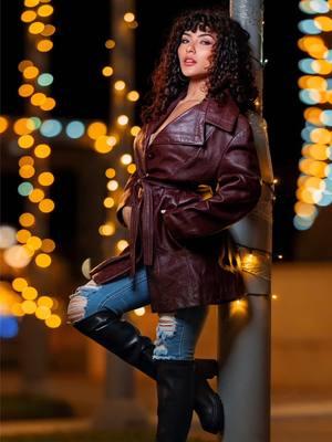 Bokeh galore!🔥 #portrait #fyp #photography #btsphotography #photographer #offcameraflash #photoshoot #sonya7riii #behindthescenes #softbox #edinburgtx #godox