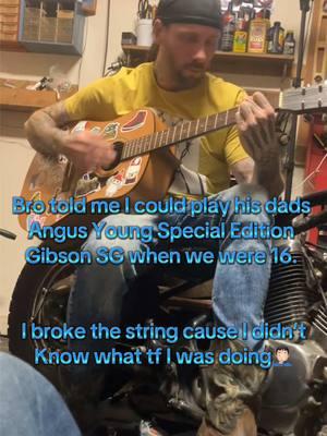 I popped that string in less than 60 seconds😂😂😂 RIP #TURBOTONY #so_far_so_good3 #fyp #fypシ #foryoupage #guitar #brokenstring #gibsonsg #angusyoung #learningtoplay #story #storytime #funny #johnnycash #maninblack #motorcycle 