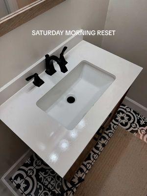 love a weekend with zero plans >>> #cleaningmotivation #saturdayreset #unfilteredmotherhood #reset #resetroutine #cleanwithme #cleanasmr #cleaningasmr #momoftwo 